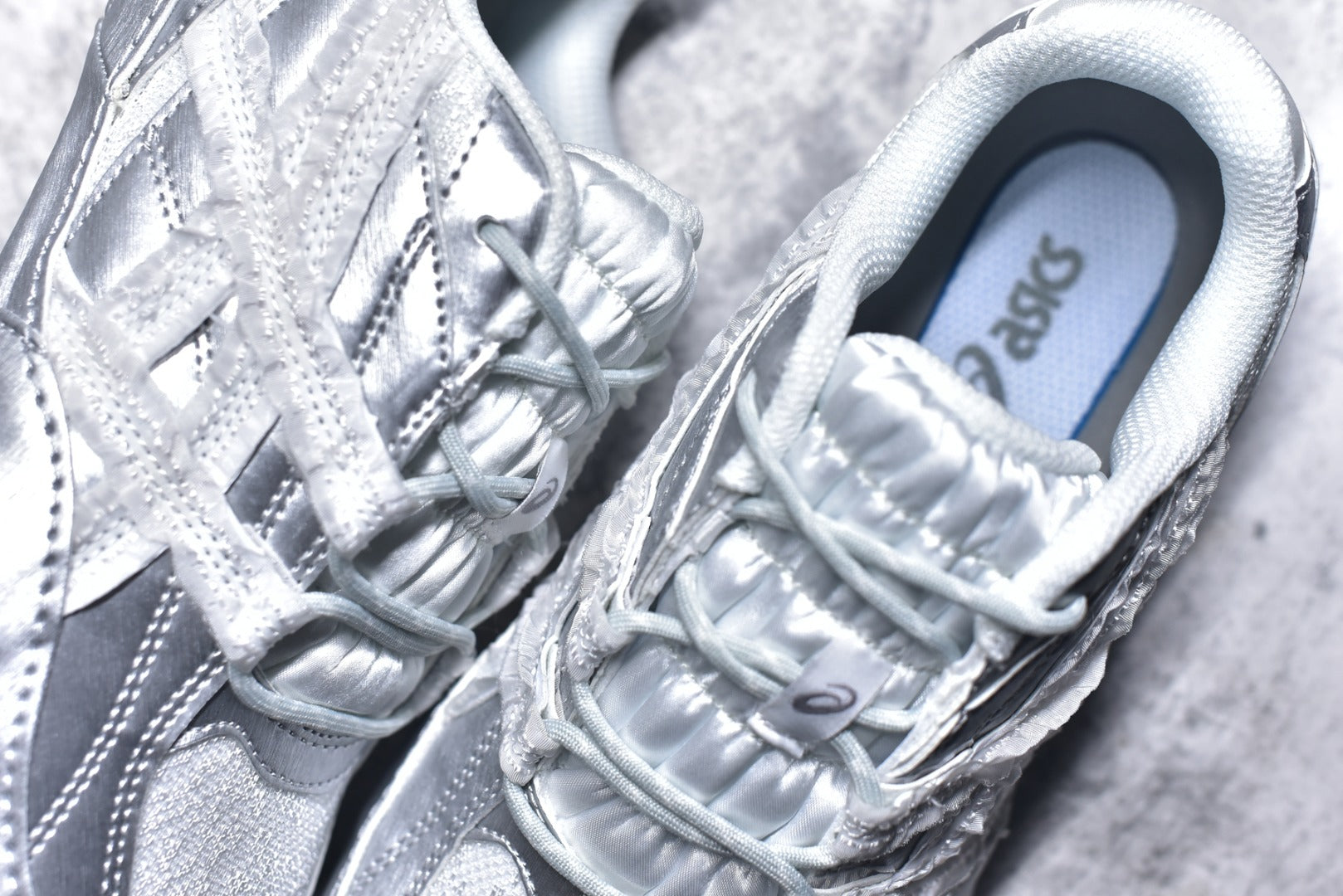 ASICS Hypersync Low-Top Trainer — Silver / White (Women’s)