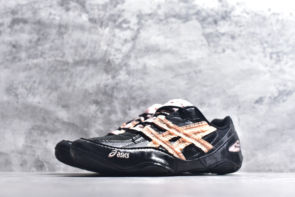 ASICS Hypersync Low-Top Trainer — Black / Rose Gold (Women’s)