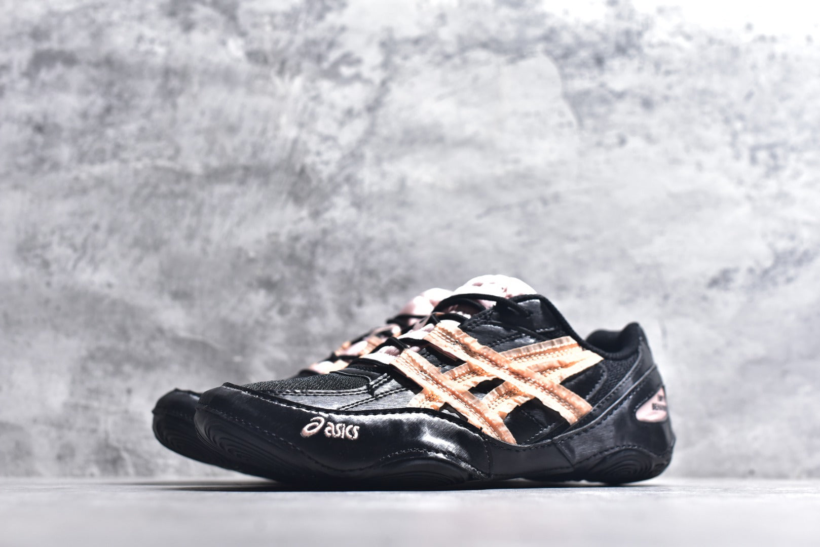 ASICS Hypersync Low-Top Trainer — Black / Rose Gold (Women’s)