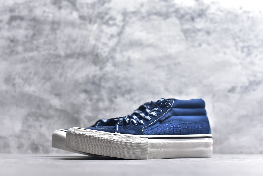 Vans Sk8-Mid Reissue — Navy Blue Embossed Leather (Women’s)