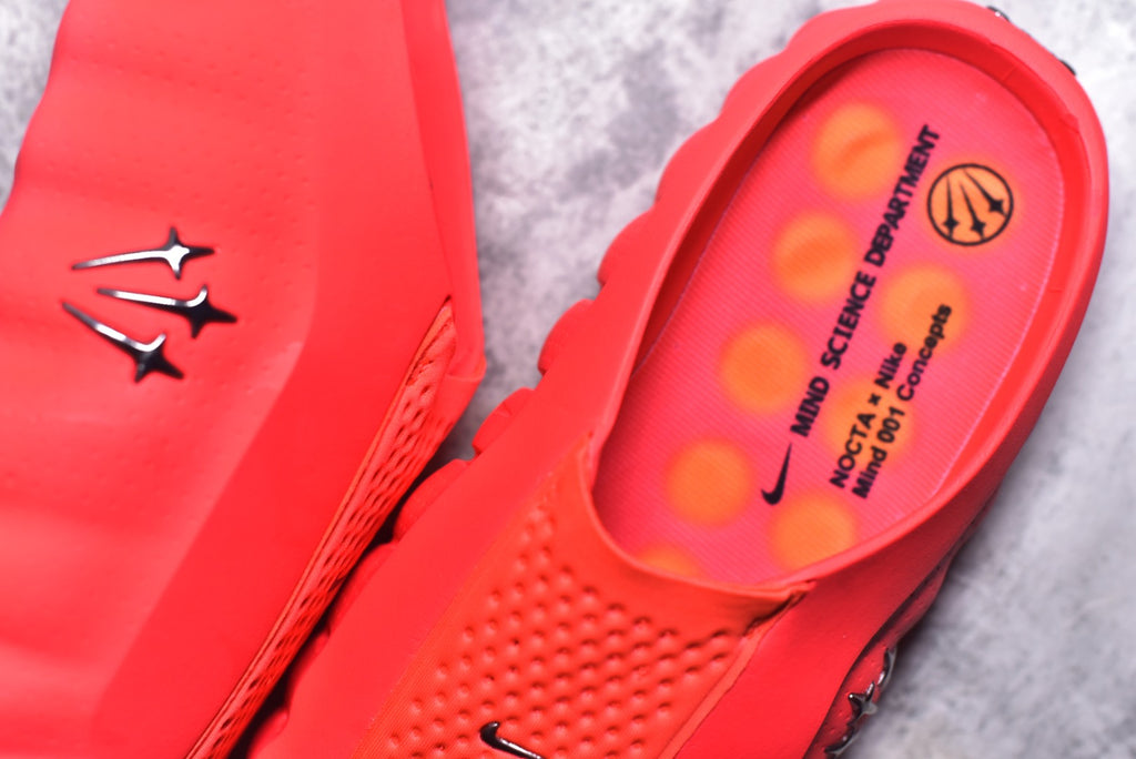 Nike Mind 001 — University Red