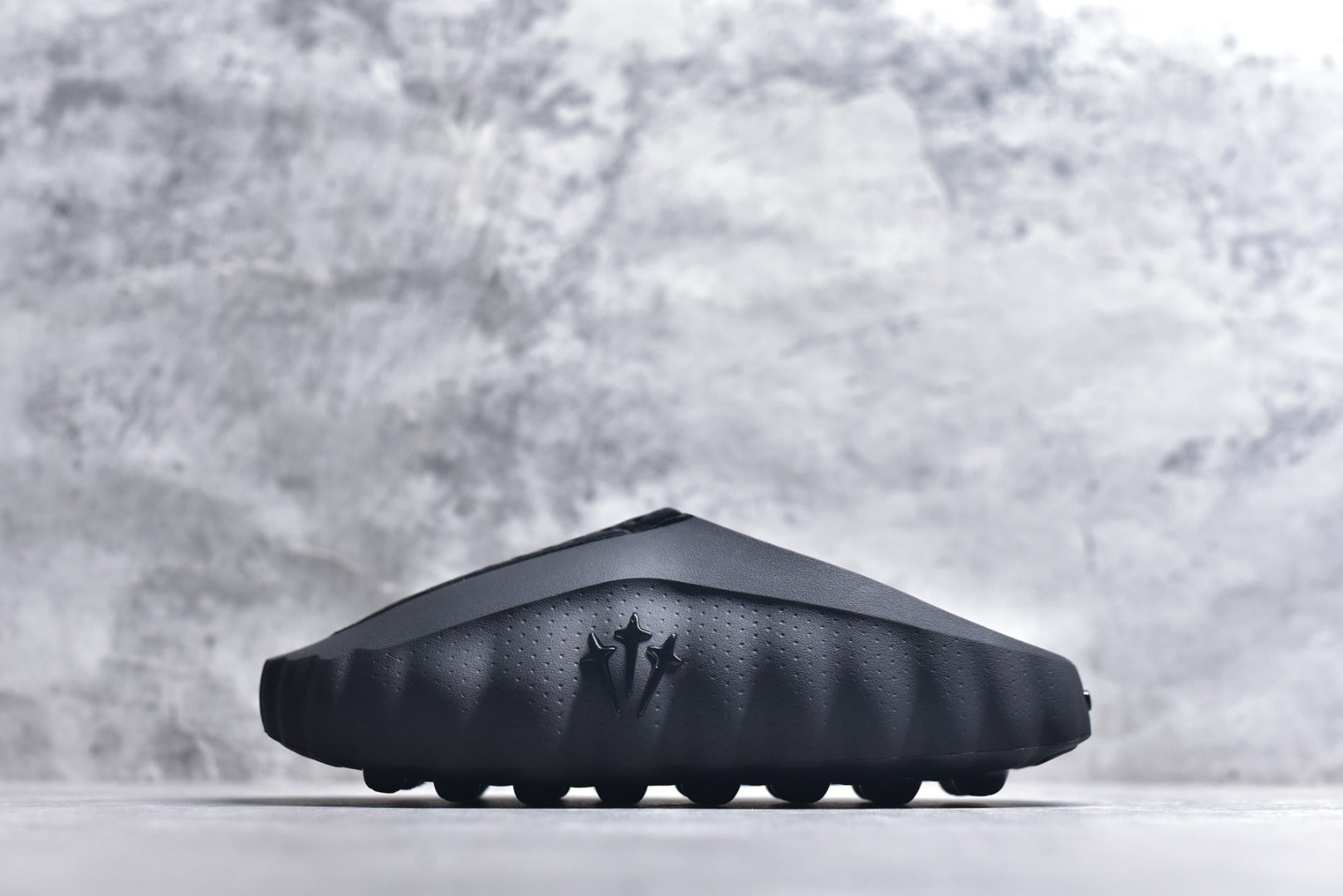 Nike Mind 001 — Triple Black