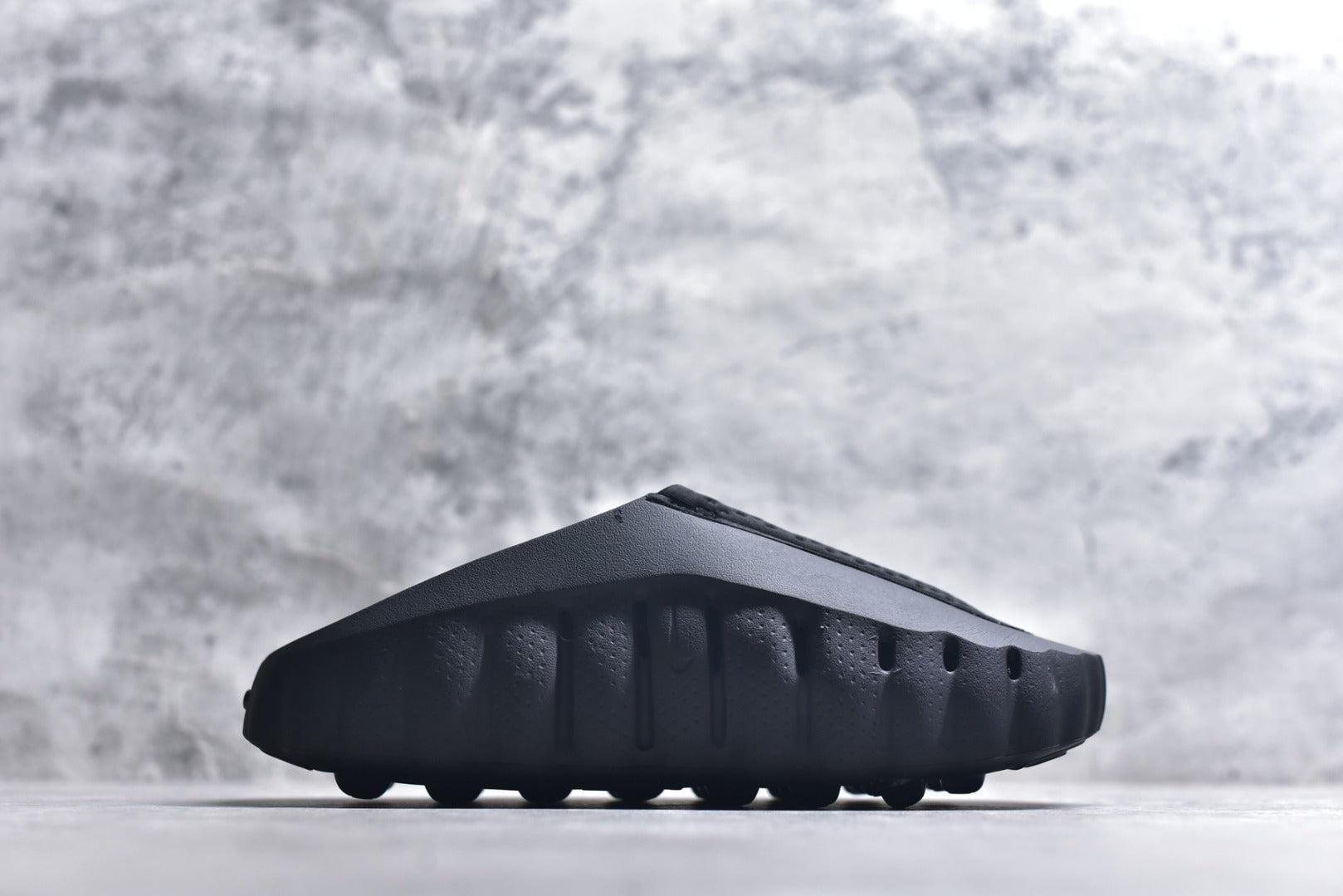 Nike Mind 001 — Triple Black