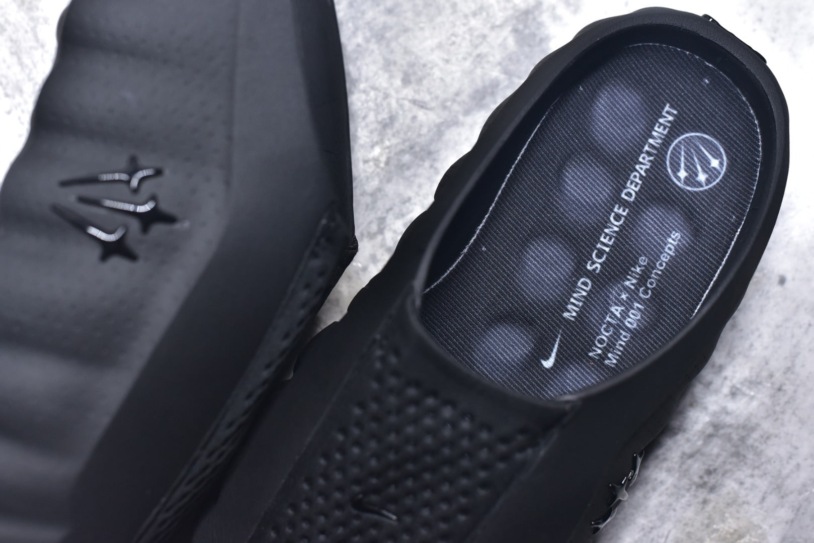 Nike Mind 001 — Triple Black