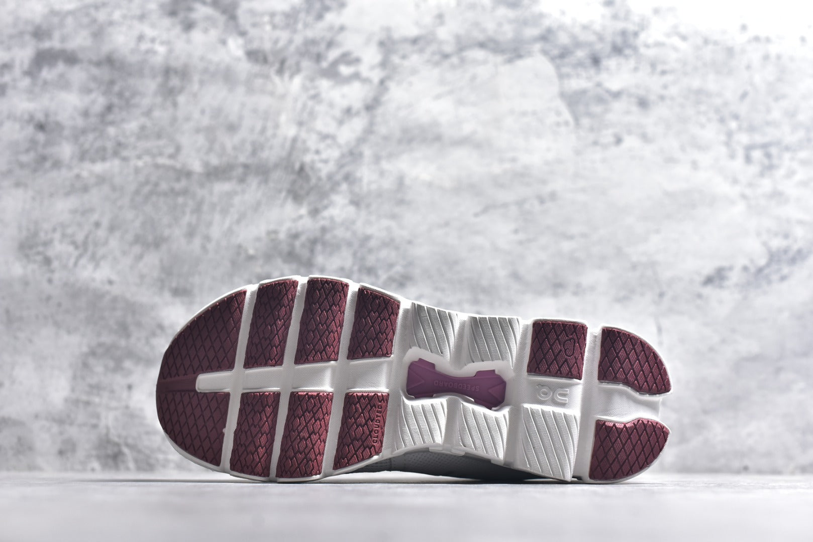 On Cloud X 4 — White / Heather / Mauve