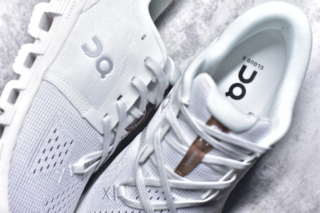 On Cloud X 4 — White / Heather / Mauve