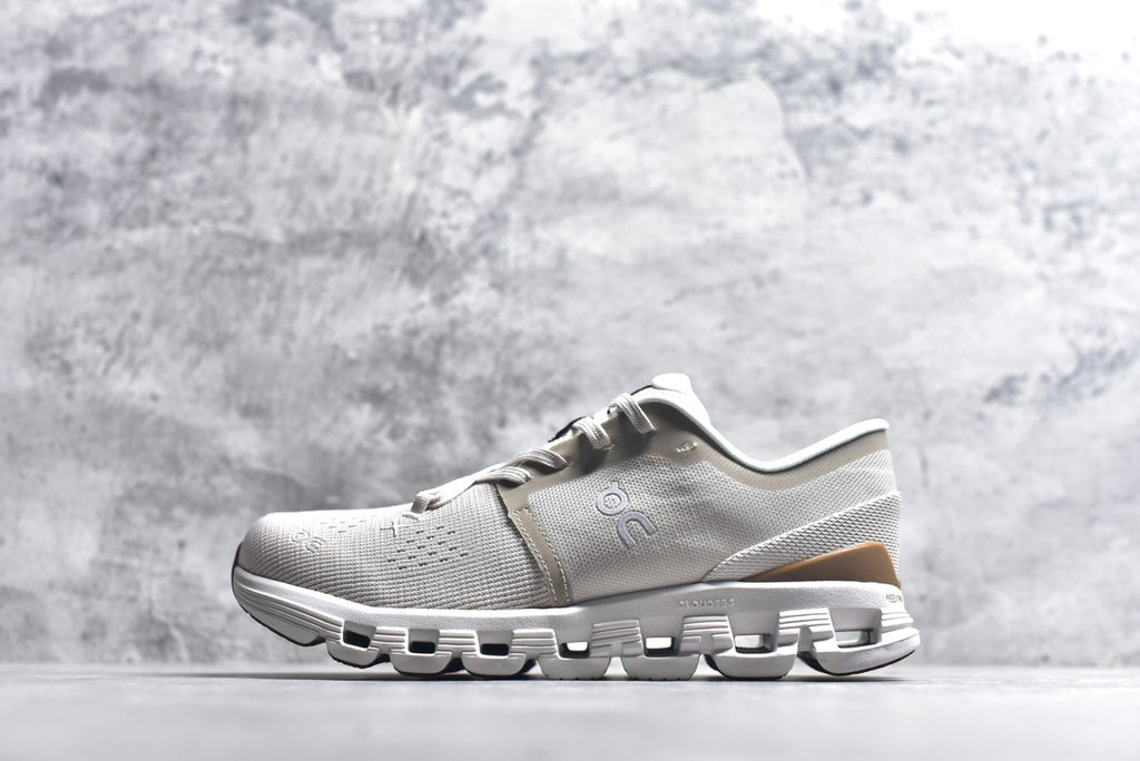 On Cloud X 4 — Ivory / Sand
