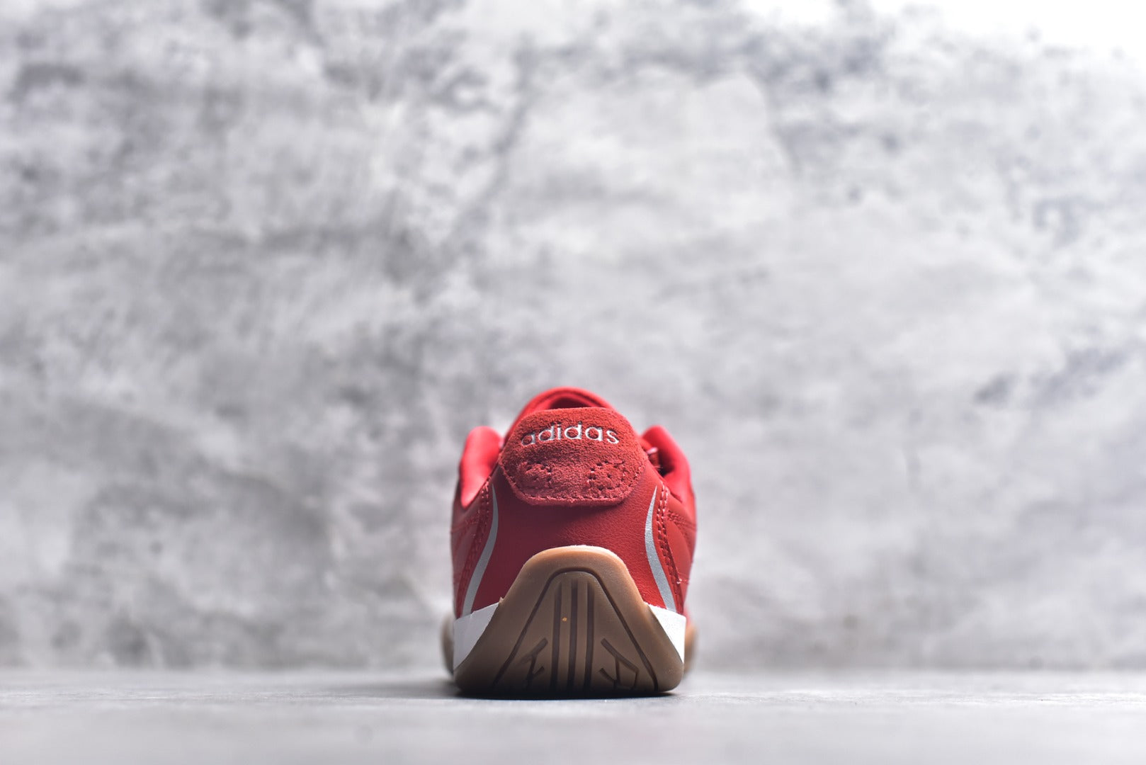 Adidas Adipista — Scarlet Red / White / Gum