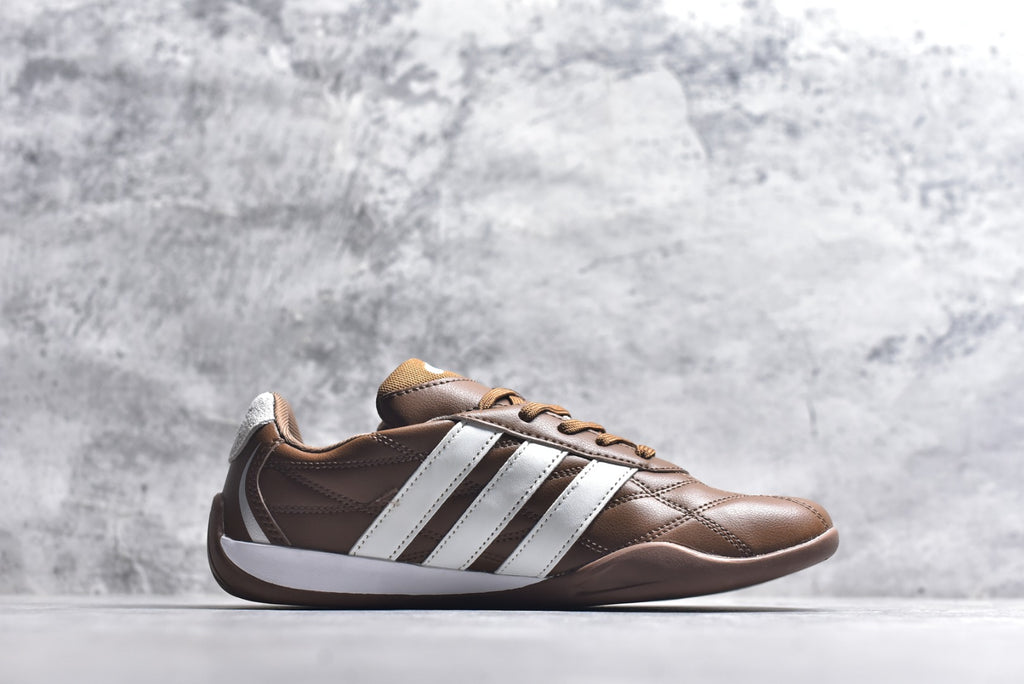 Adidas Adipista — Earth Brown / White / Gum