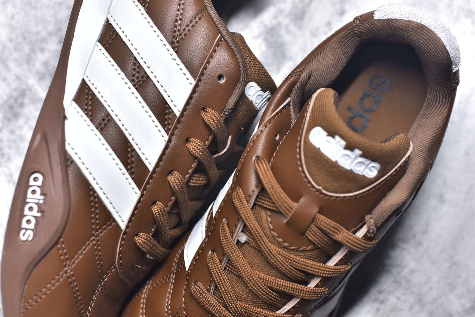 Adidas Adipista — Earth Brown / White / Gum