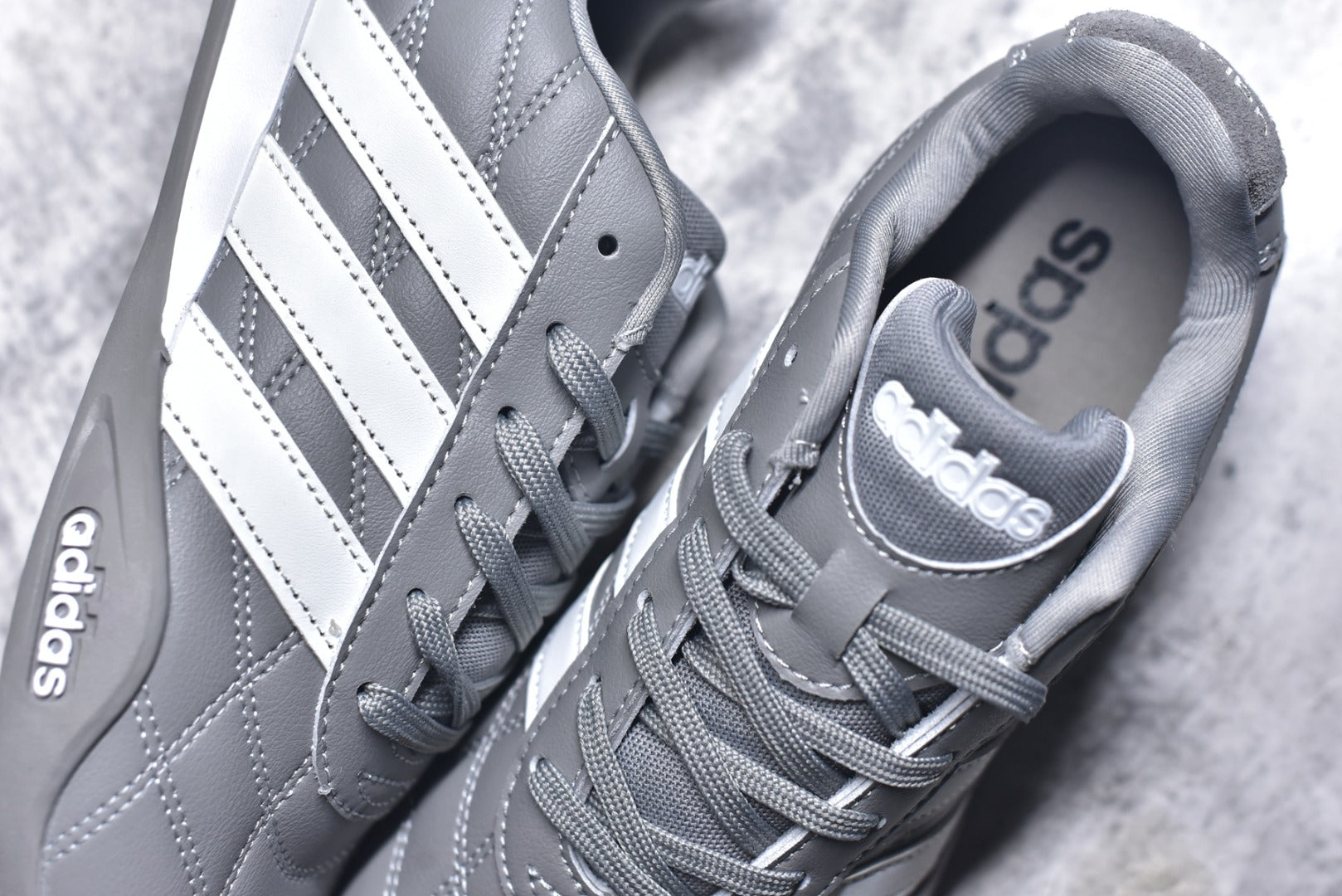 Adidas Adipista — Grey / White / Grey Gum