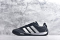 Adidas Adipista — Core Black / White / Black Gum