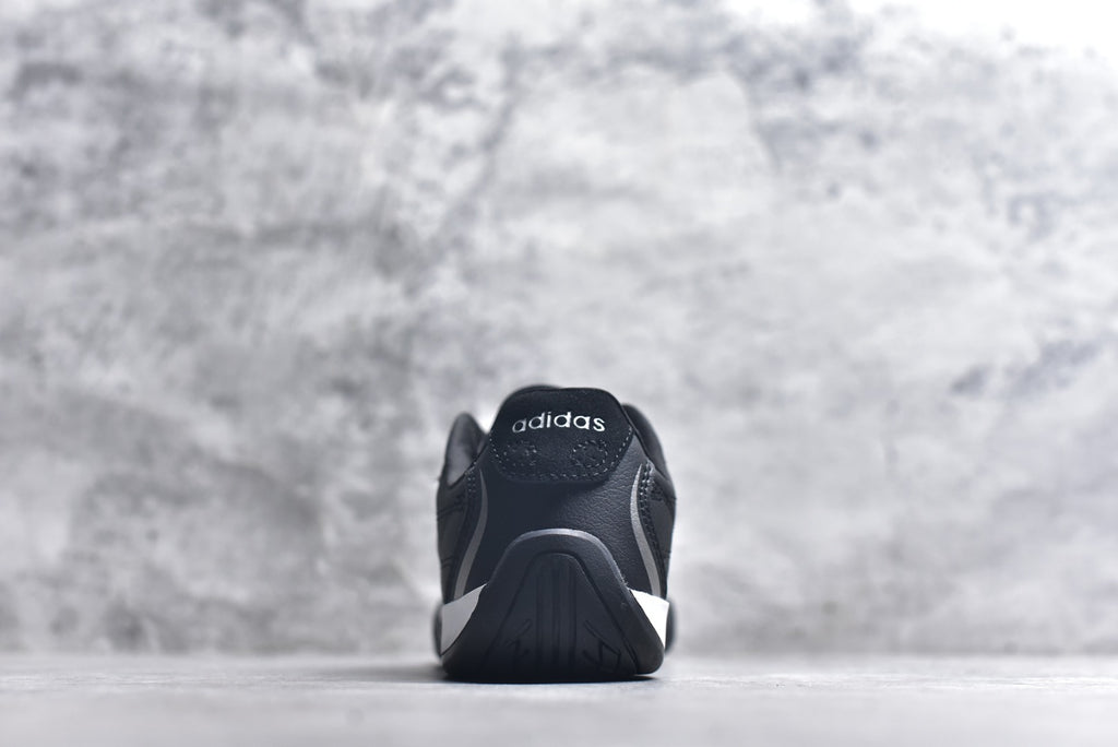 Adidas Adipista — Core Black / White / Black Gum