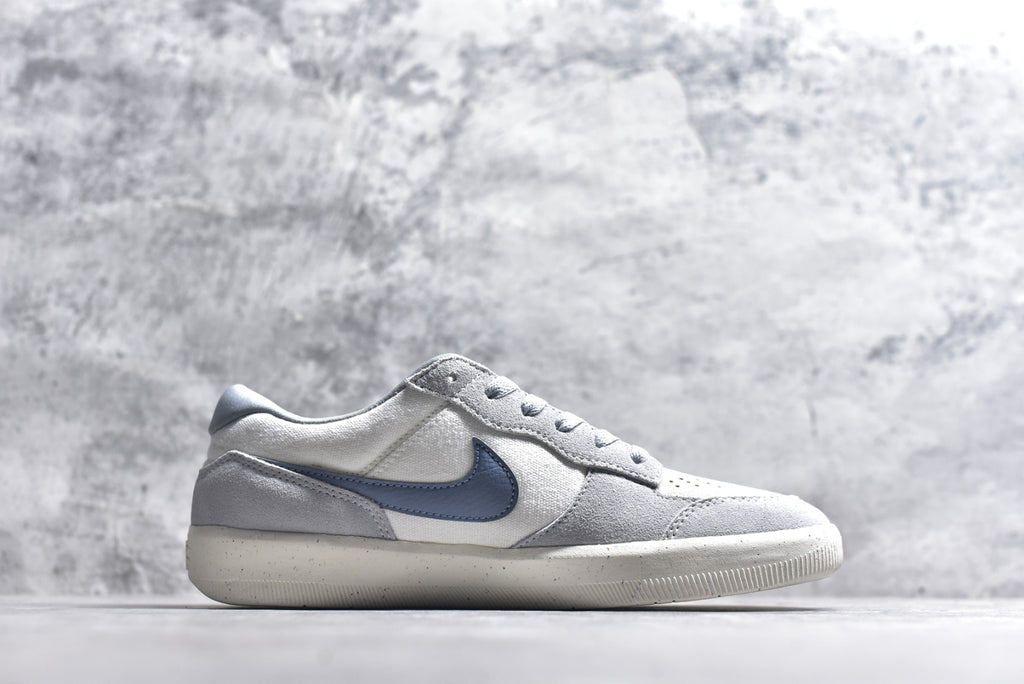 Nike SB Force 58 — Summit White / Cobalt Bliss / Light Smoke Grey