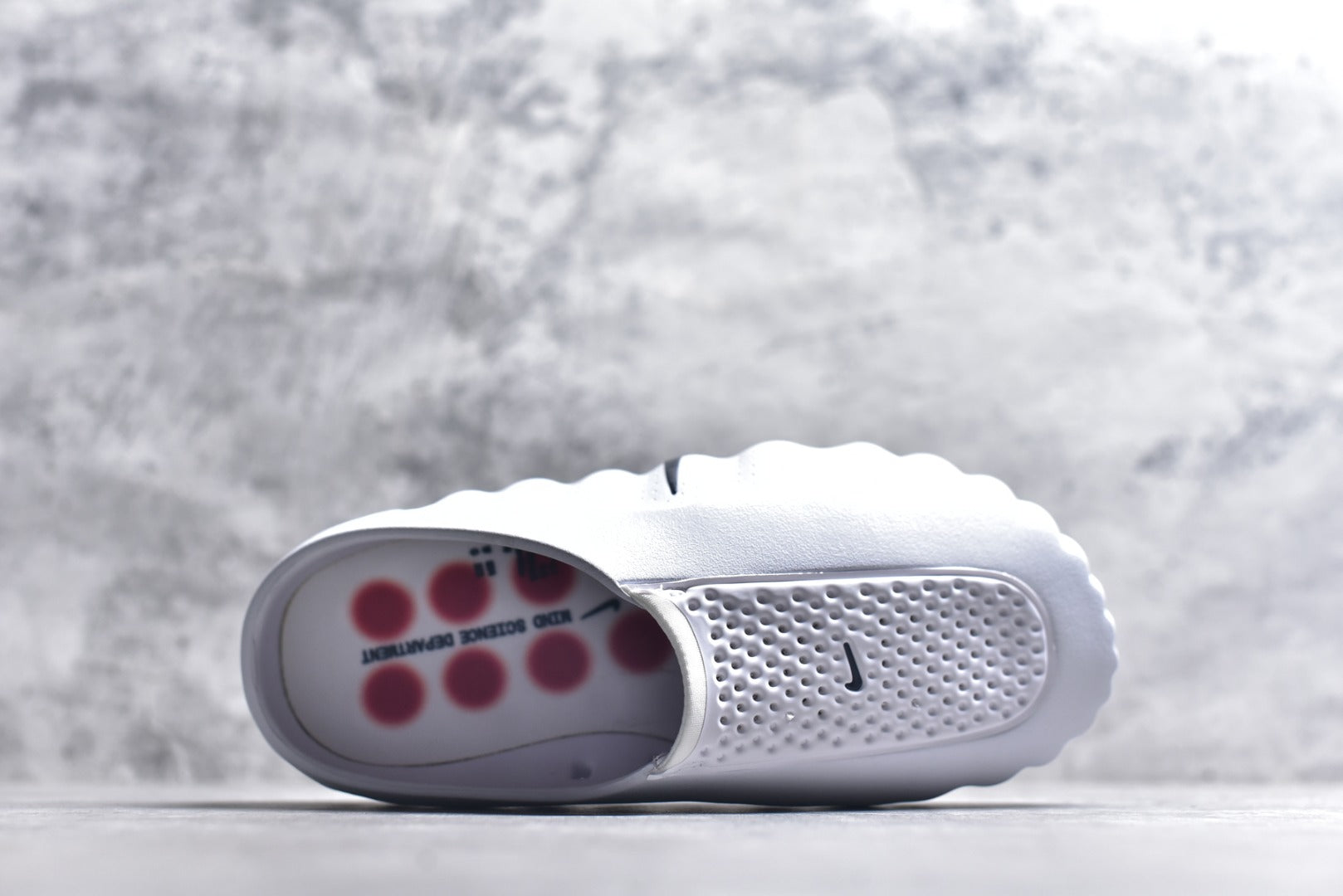 Nike Mind 001 — White / Black / University Red