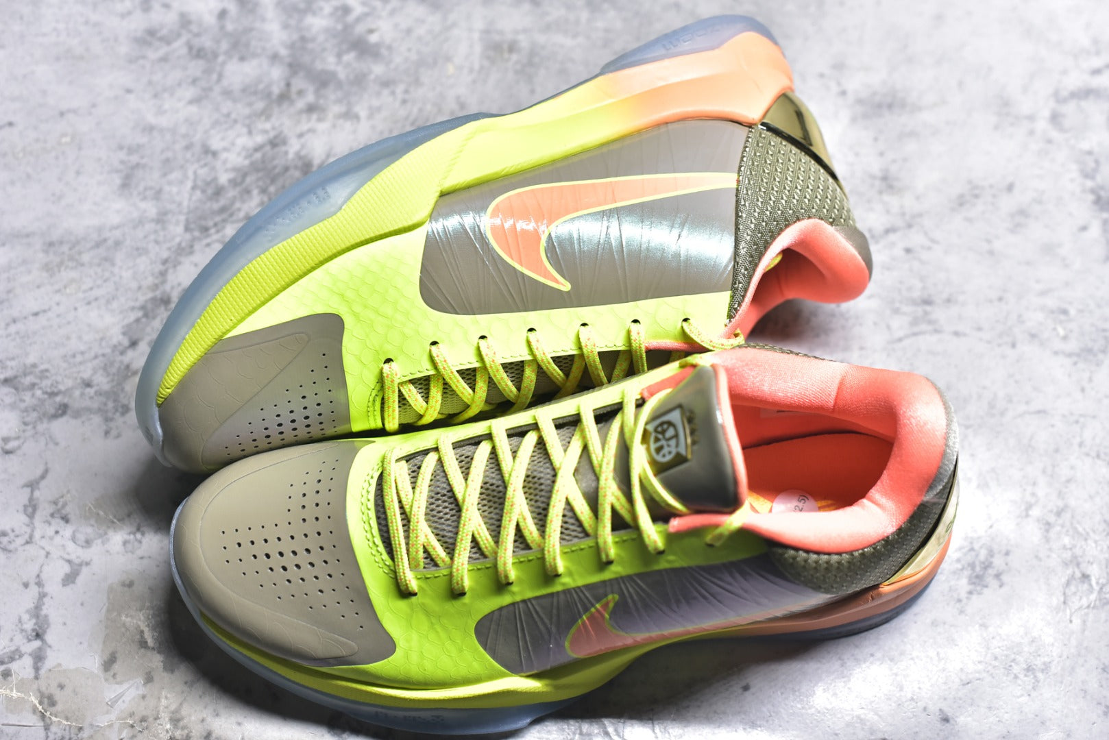 Nike Zoom Kobe 5 Protro "Olive Gold" IQ9316-200