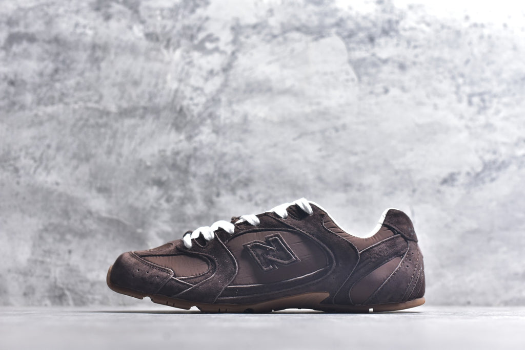 Miu Miu x New Balance 530