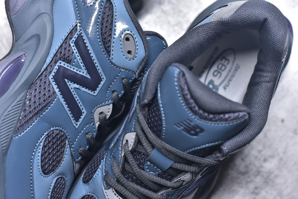 New Balance 983