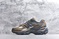 New Balance 983