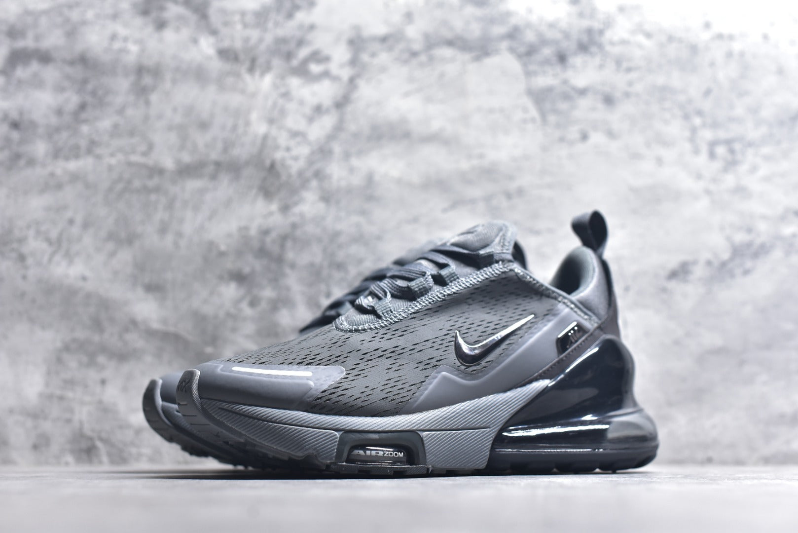 Nike Air Max 270 Premium
