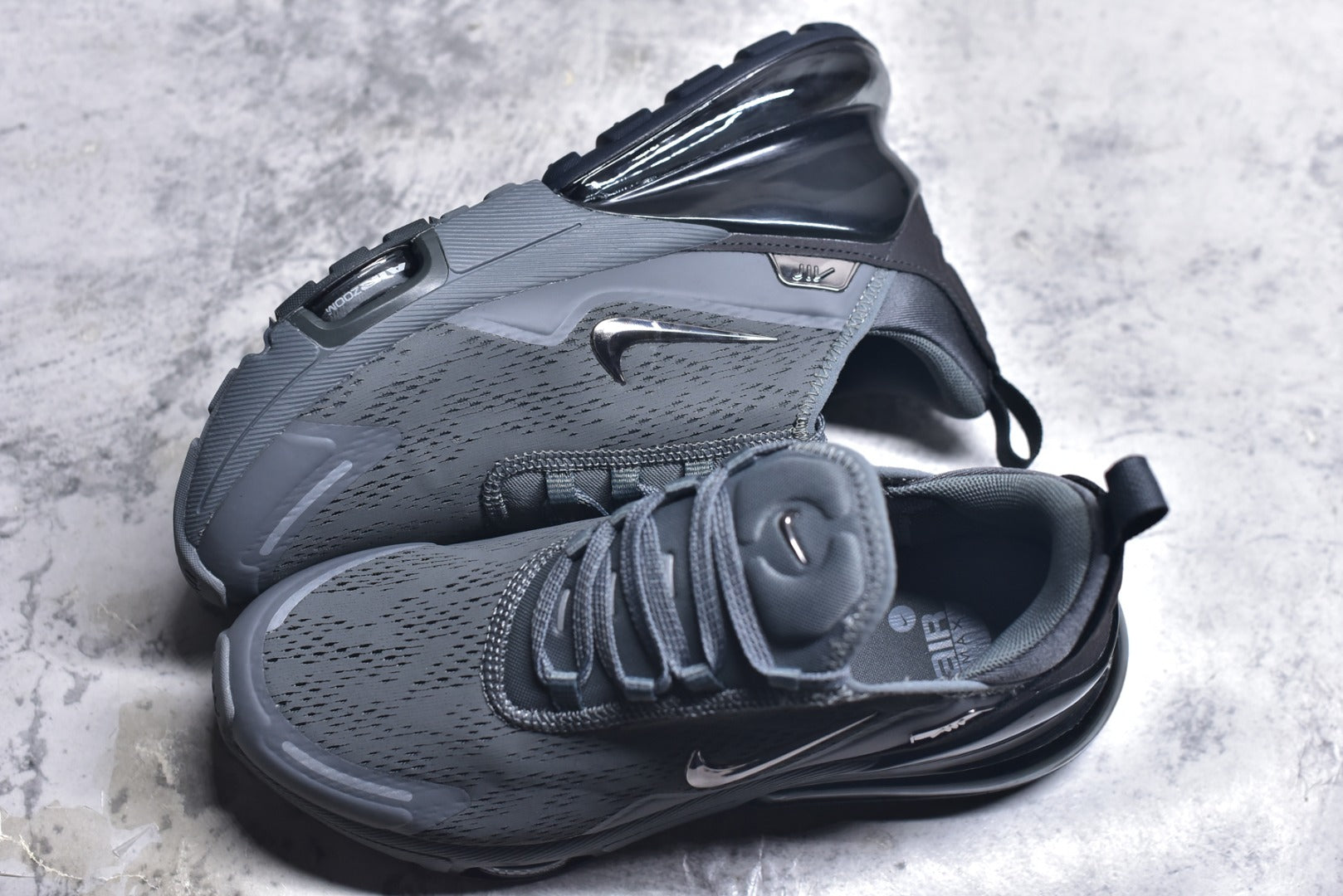 Nike Air Max 270 Premium