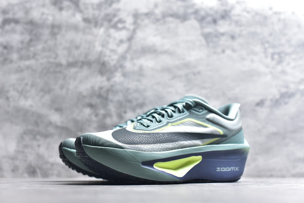 Nike Zoom Fly 6