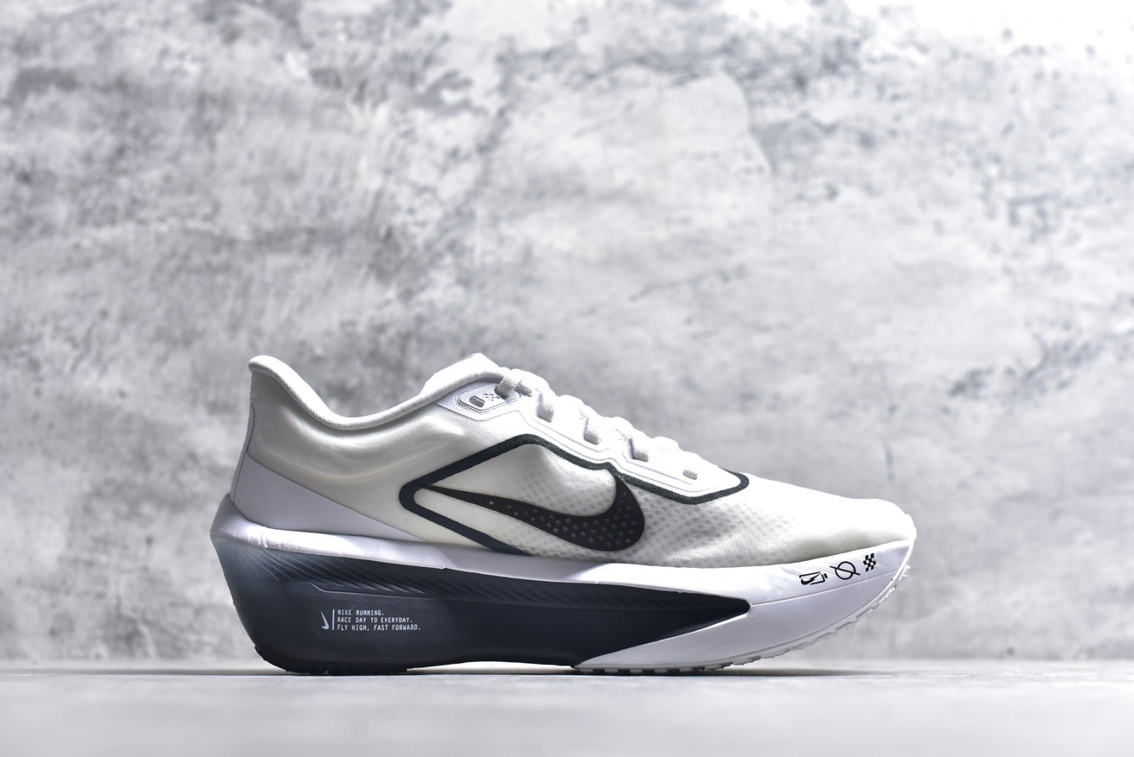 Nike Zoom Fly 6
