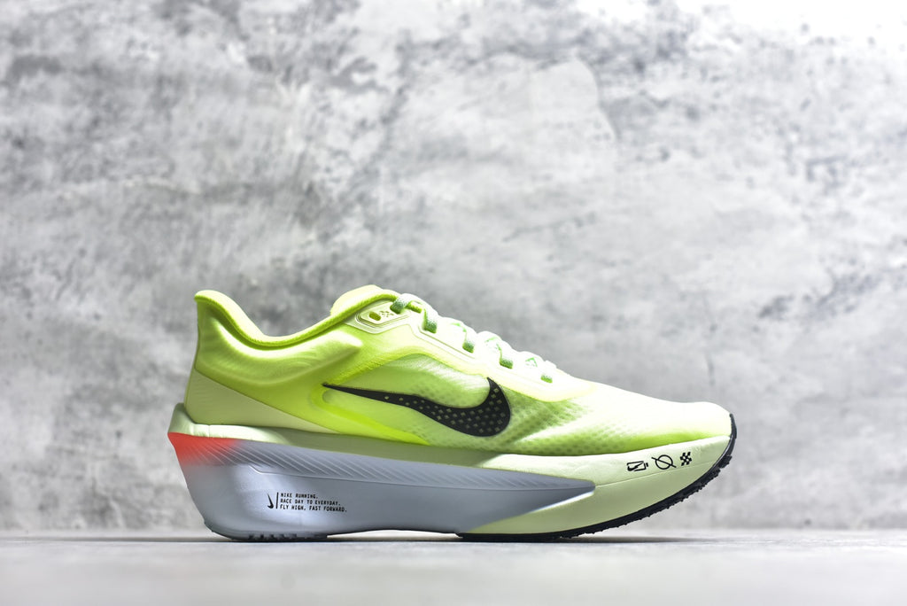 Nike Zoom Fly 6