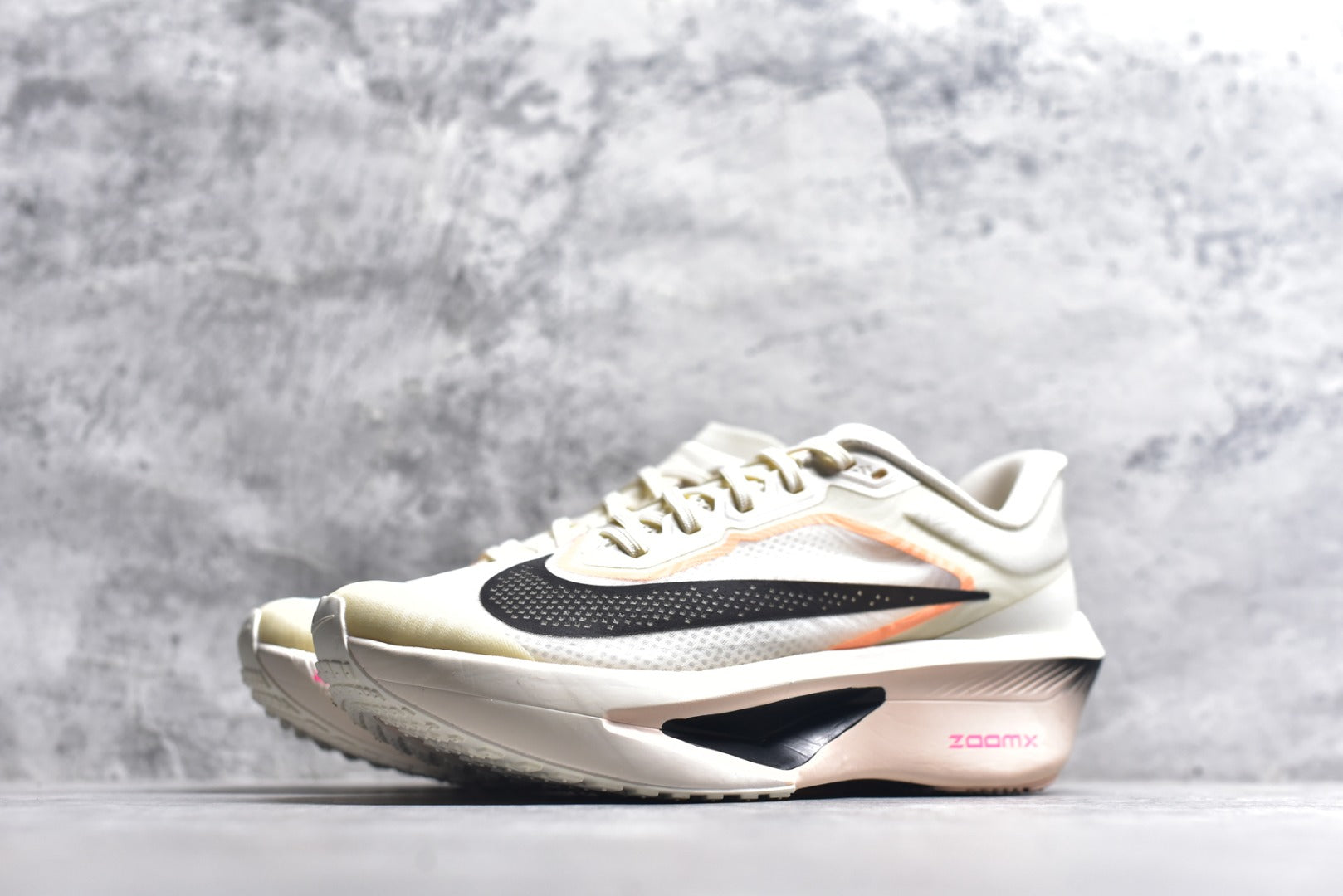 Nike Zoom Fly 6