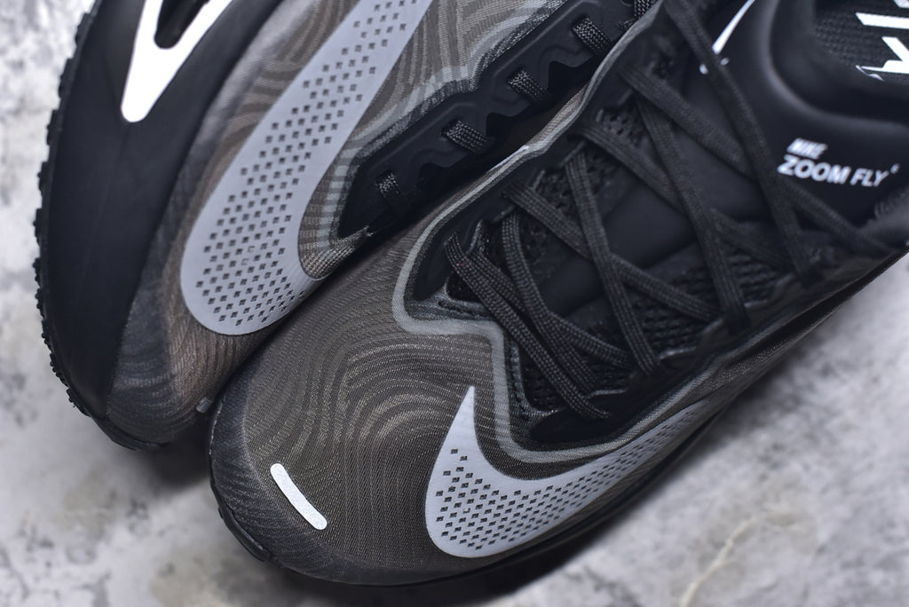 Nike Zoom Fly 6