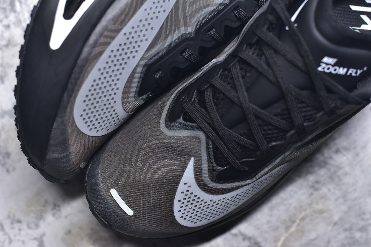 Nike Zoom Fly 6