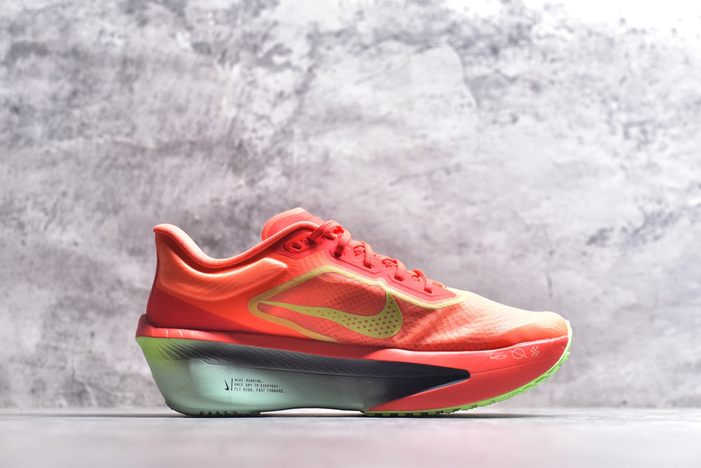 Nike Zoom Fly 6