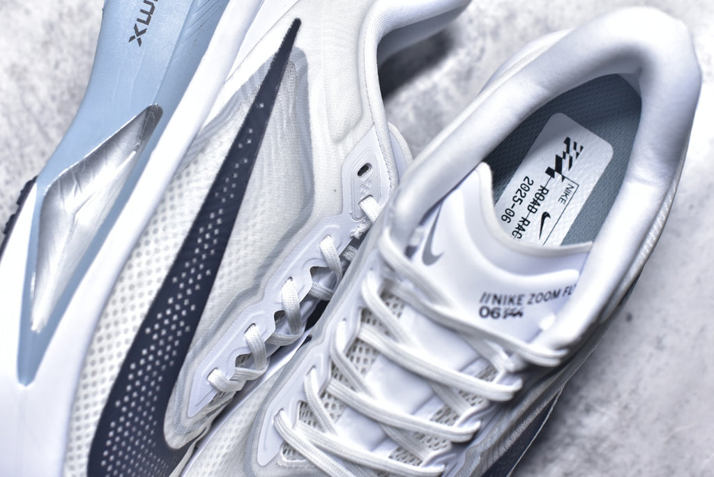 Nike Zoom Fly 6 Lightweight Flyknit Low-Top Running Sneaker | FN8455-104