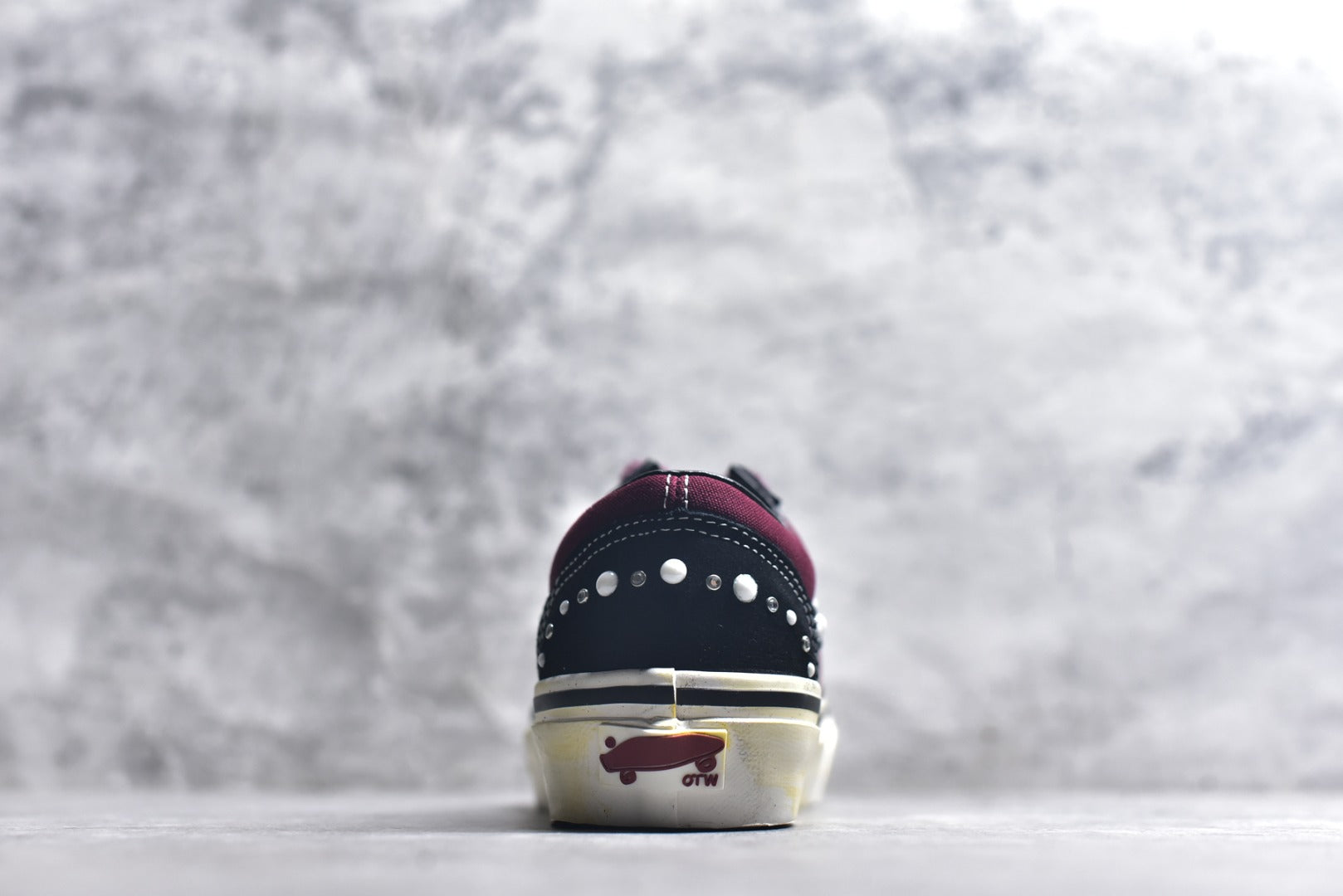 Vans Old Skool 36 Low-Top Skate Sneaker | VN000DC0FNG