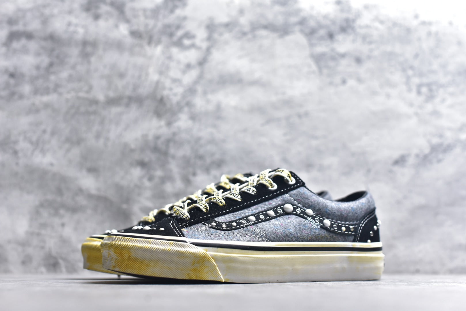 Vans Old Skool 36 Low-Top Casual Skate Sneaker