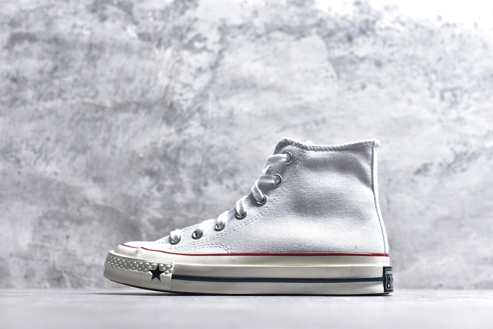 Converse Chuck 70 High Top Canvas Sneaker Unisex White | A24227C