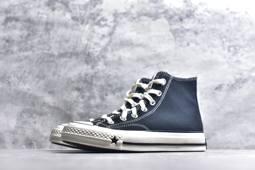 Converse Chuck 70 High Top Canvas Sneaker Unisex Black | A24225C