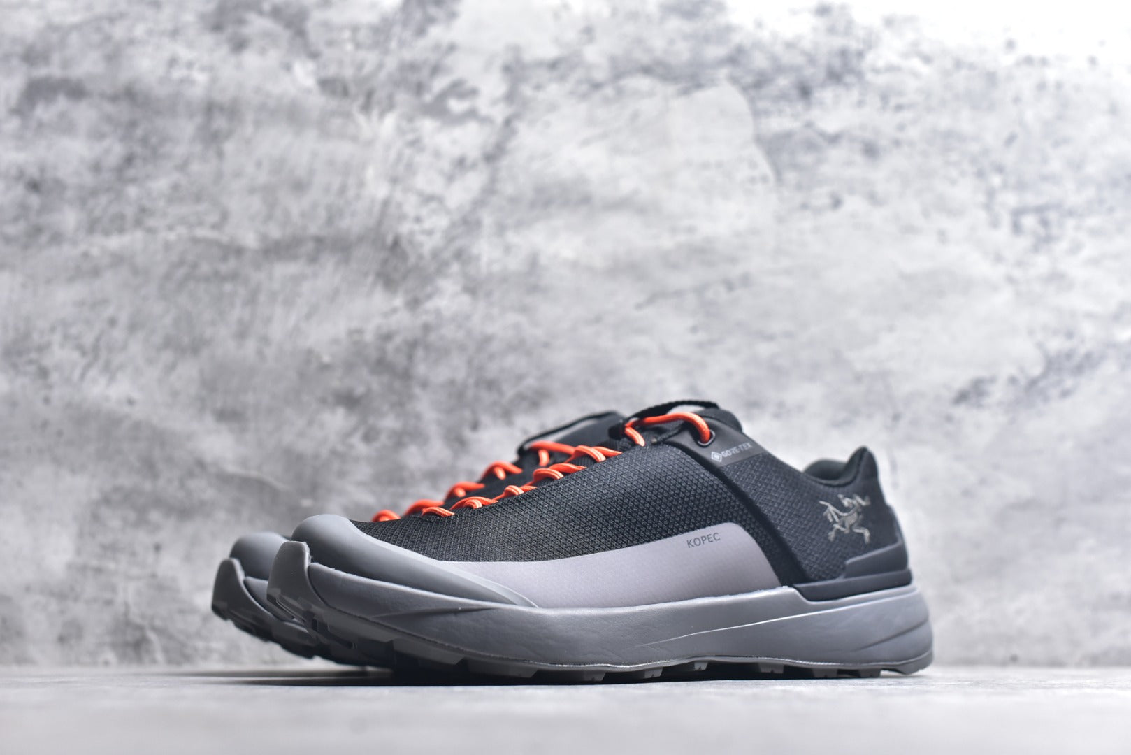 Arc'teryx Norvan Kopec GTX Low Waterproof Hiking Shoe 'Black/Void' | X000010023