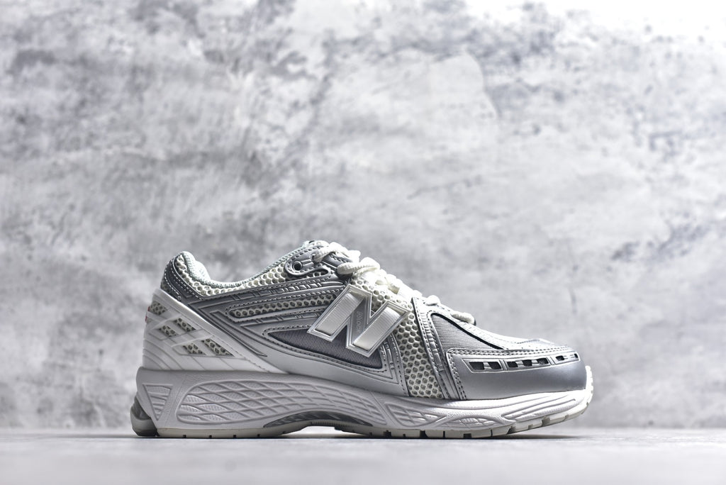 New Balance 1906 Retro Lifestyle Sneaker | U1906RCB