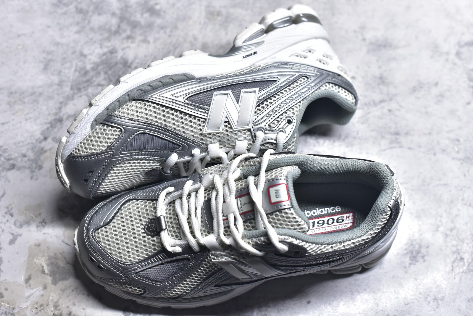 New Balance 1906 Retro Lifestyle Sneaker | U1906RCB