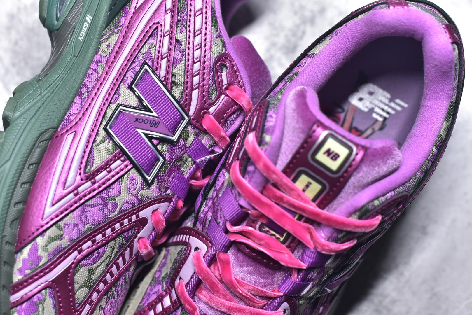 New Balance 1906 Retro Lifestyle Sneaker | M1906RDB