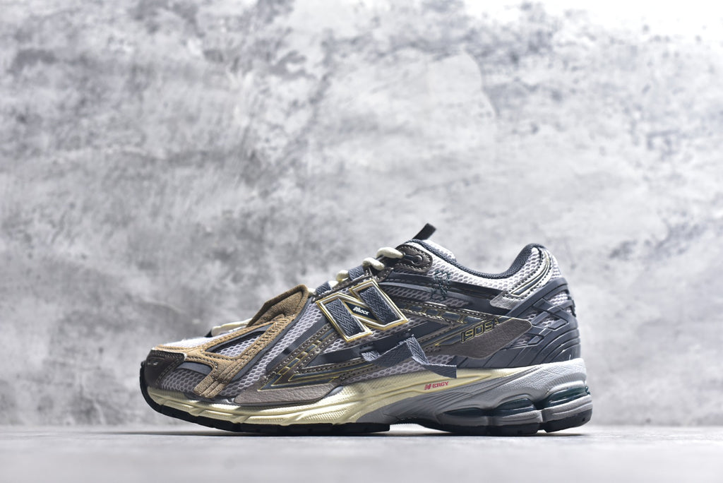 New Balance 1906 Retro Lifestyle Sneaker | U19066U8