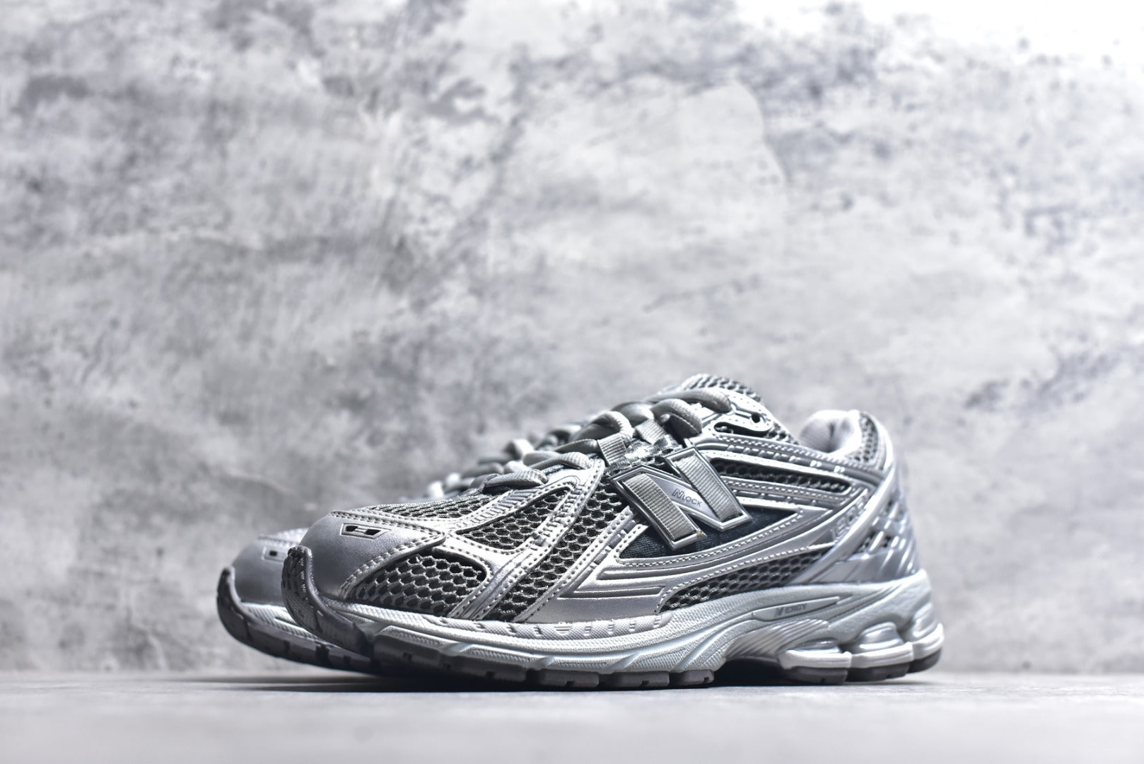 New Balance 1906 Retro Lifestyle Sneaker | M1906REH