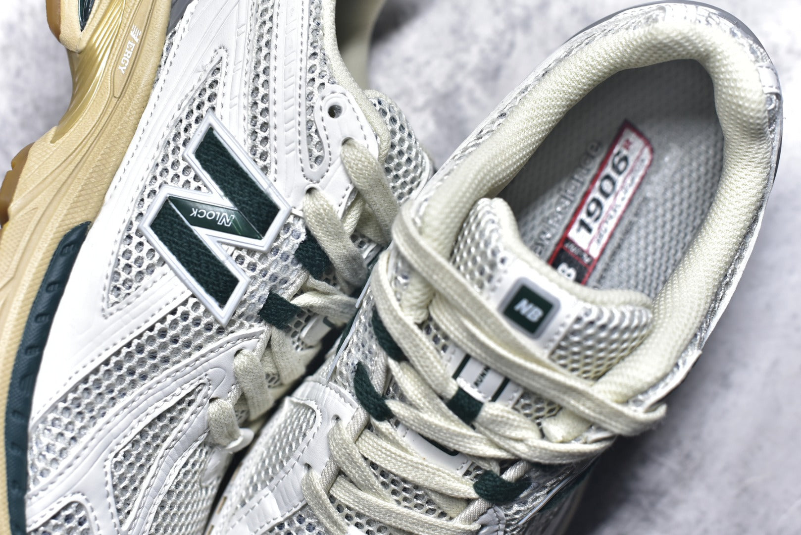 New Balance 1906 Retro Lifestyle Sneaker | W1906RQ