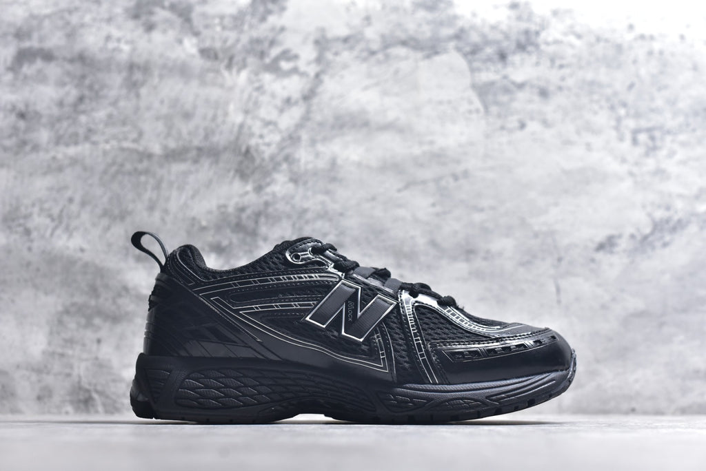 New Balance 1906 Retro Lifestyle Sneaker | U1906RCH