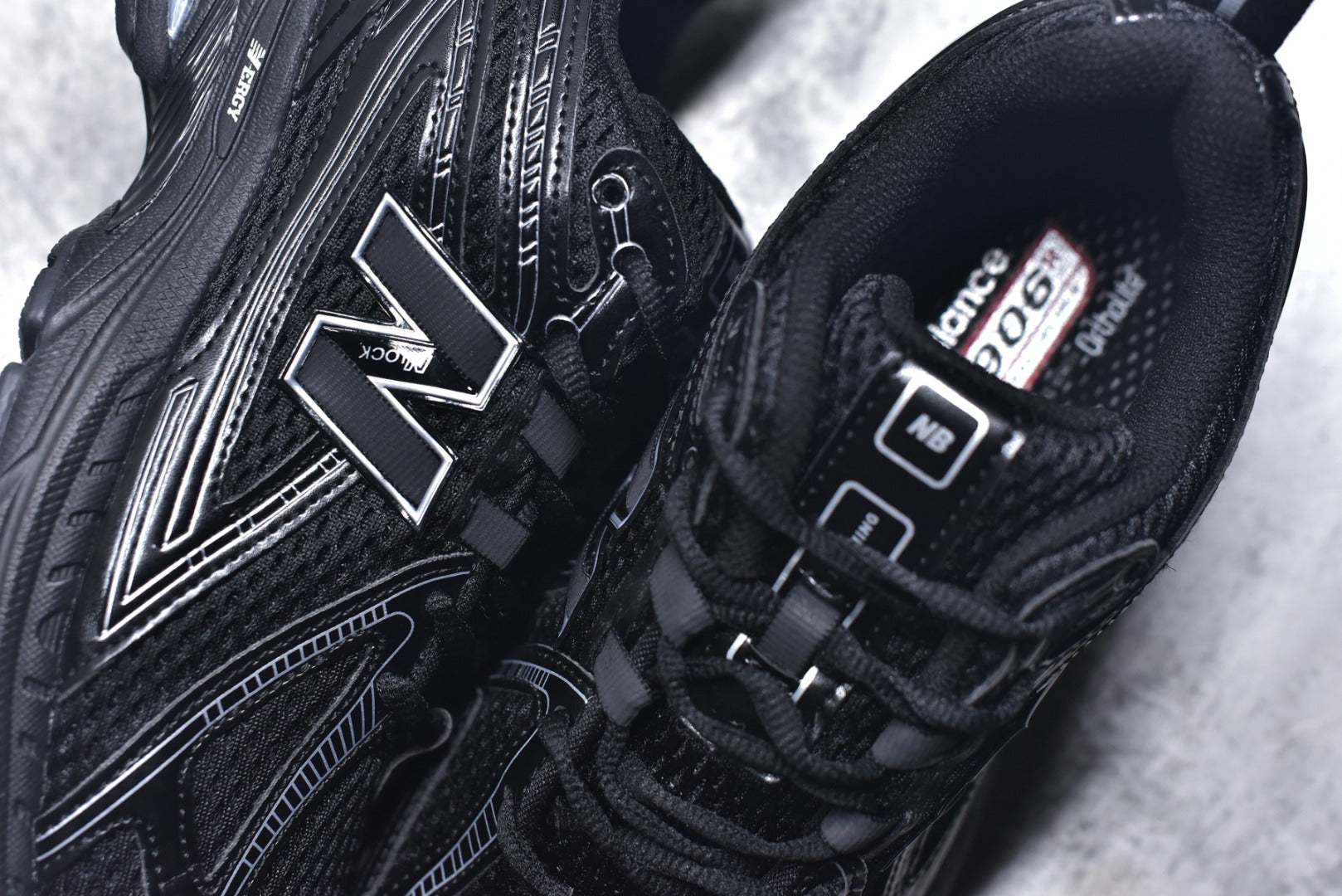 New Balance 1906 Retro Lifestyle Sneaker | U1906RCH