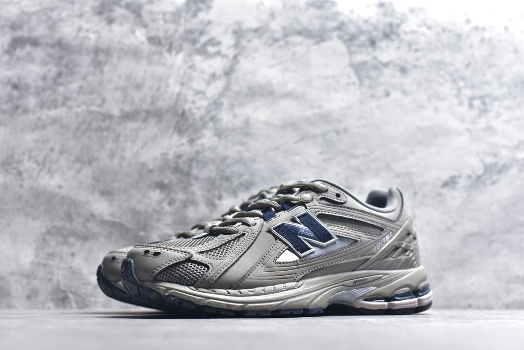 New Balance 1906 Retro Lifestyle Sneaker | M1906RB