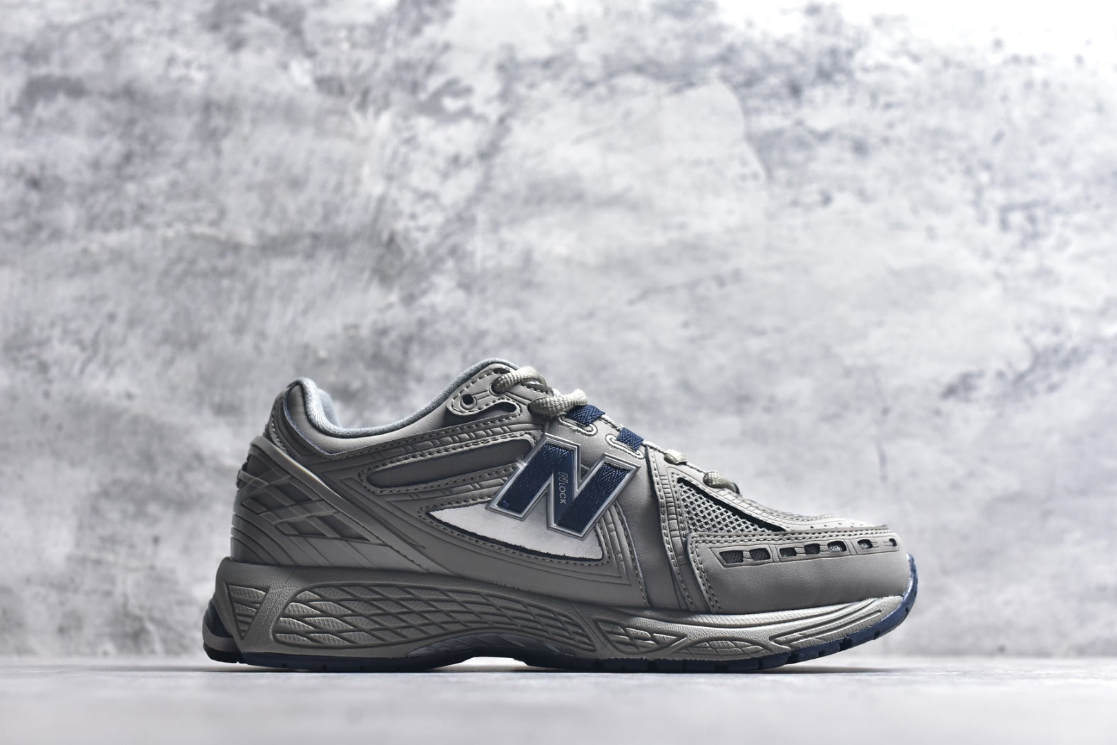 New Balance 1906 Retro Lifestyle Sneaker | M1906RB