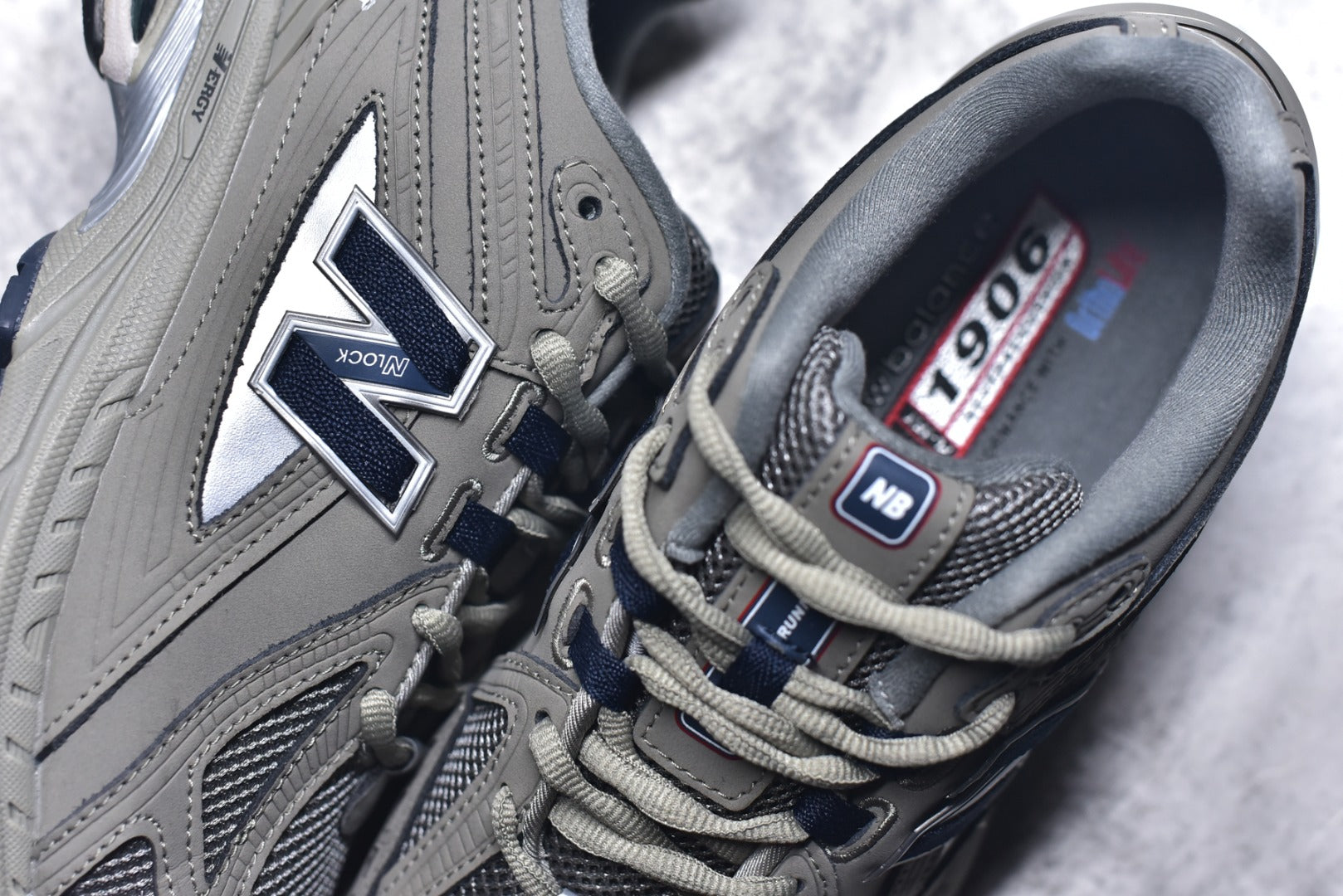 New Balance 1906 Retro Lifestyle Sneaker | M1906RB