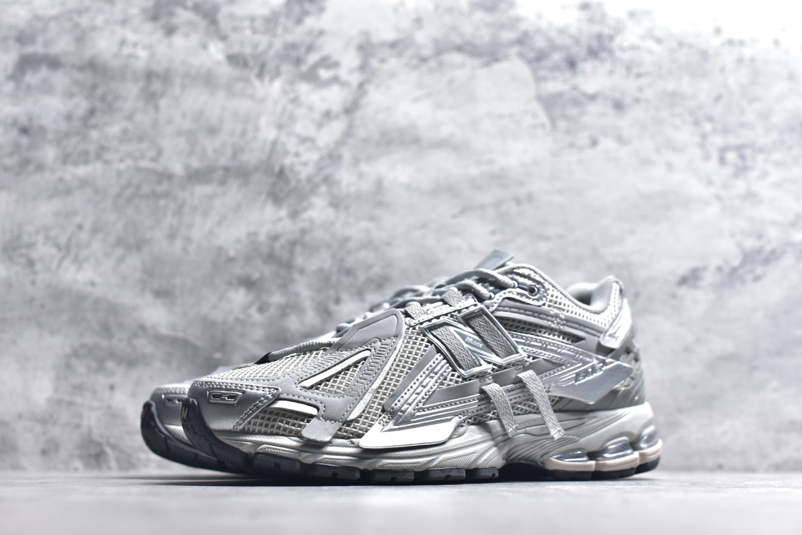 New Balance 1906 Retro Lifestyle Sneaker | M1906AG